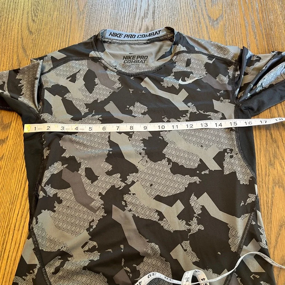 Nike Pro Combat Compression Shirt Polyester Spandex Camo Gray Black Medium